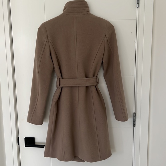 NWOT Babaton Connor Coat XXS Dovetail Taupe - Picture 9 of 10